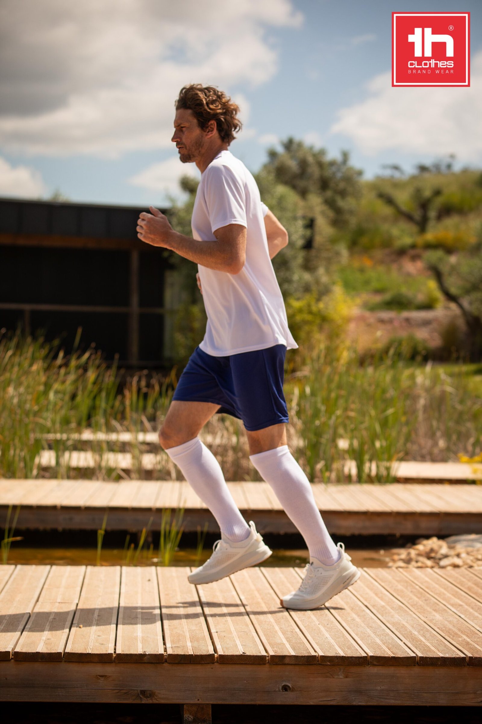 RUN